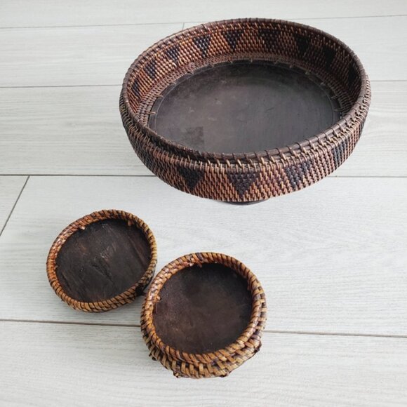 Rare Indonesian Lombok Hand Woven Reed Grass Pedestal Basket Trinket Box Set - Picture 2 of 8